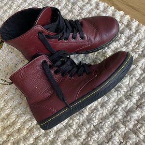 Dr. Martens LEYTON leather shoes